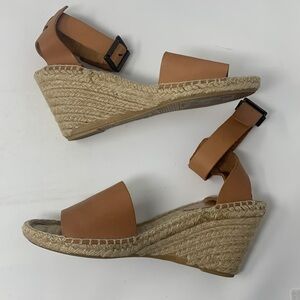 Picon genuine leather comfort ankle strap wedges size 8